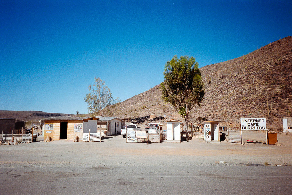 Analog on the Road 75